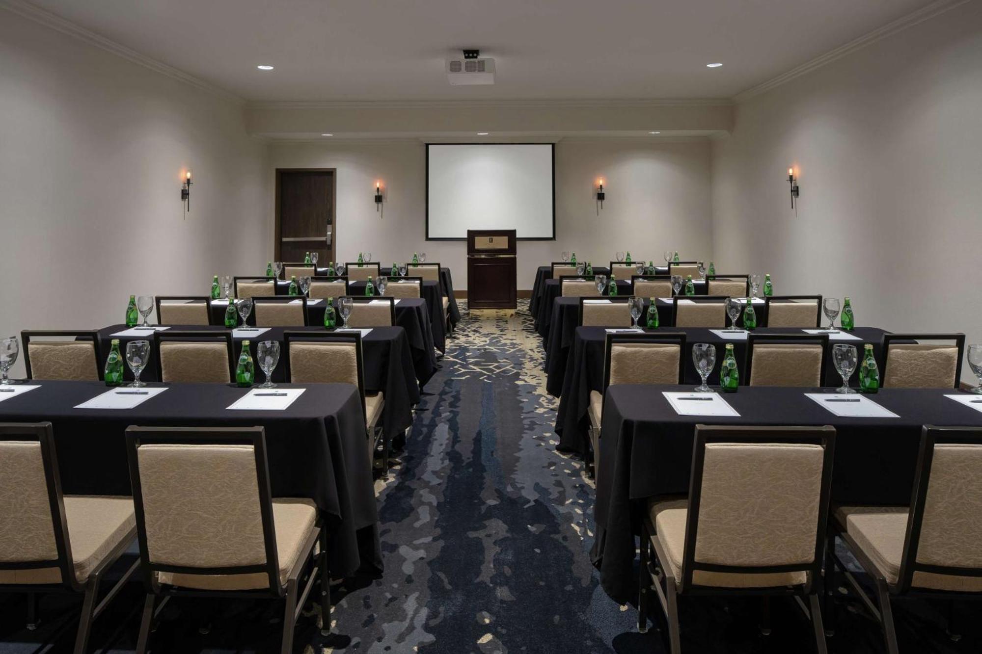 Embassy Suites By Hilton Fort Worth Downtown Εξωτερικό φωτογραφία